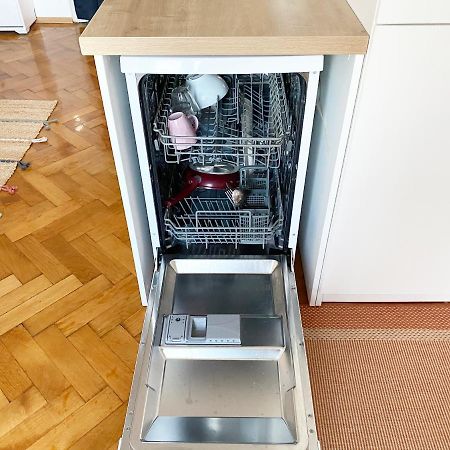 Bright Apartment 45M2 - Free Parking - Wifi 리예카 외부 사진