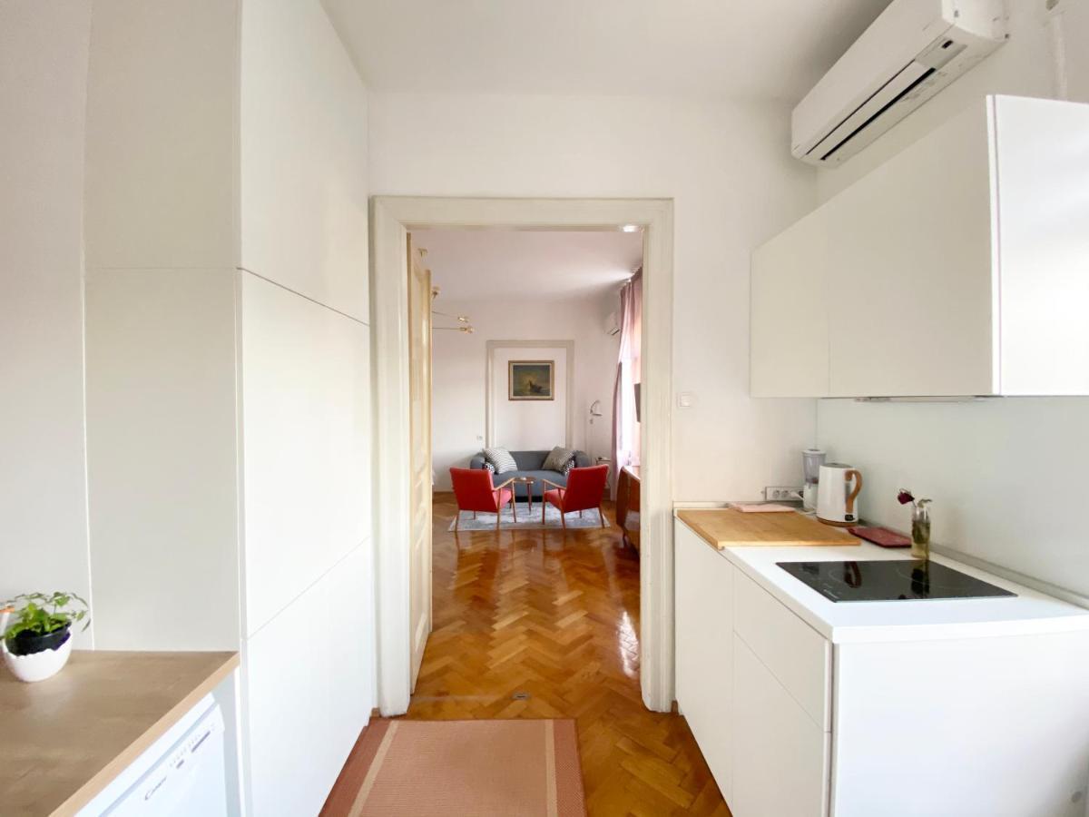 Bright Apartment 45M2 - Free Parking - Wifi 리예카 외부 사진