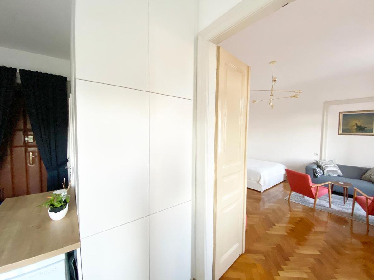 Bright Apartment 45M2 - Free Parking - Wifi 리예카 외부 사진