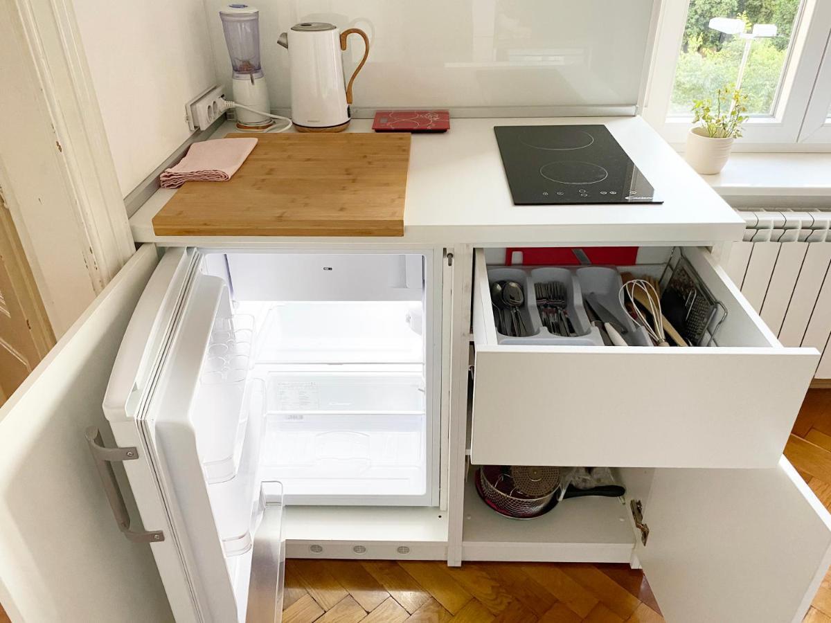 Bright Apartment 45M2 - Free Parking - Wifi 리예카 외부 사진